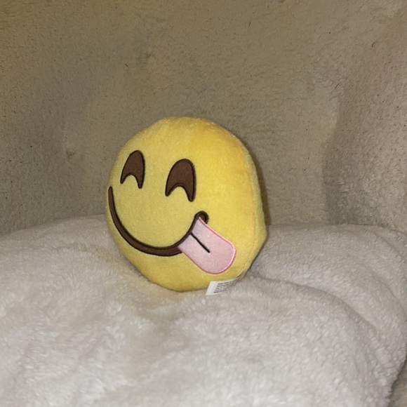 Smiley emoji plush - Picture 2 of 2